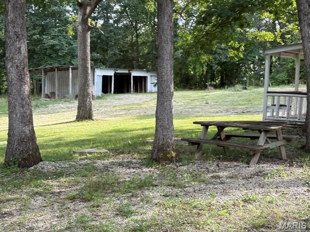1232 W Springfield Road, St Clair, MO 63077