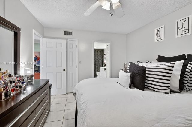 4172 Inverrary Dr 503, Lauderhill, FL 33319