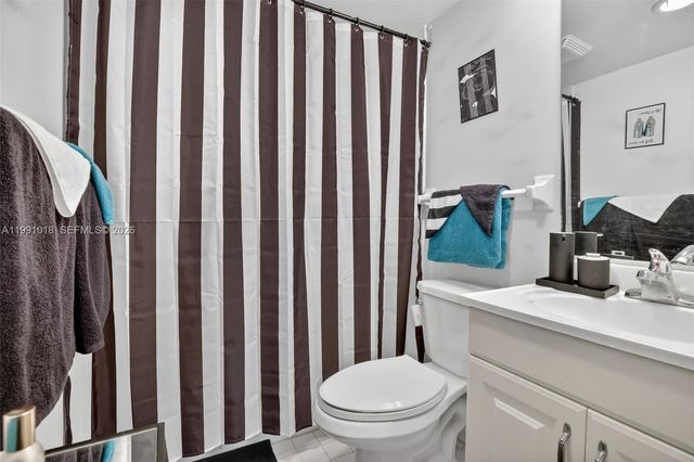 4172 Inverrary Dr 503, Lauderhill, FL 33319