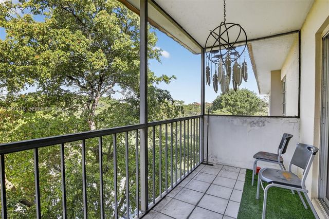 4172 Inverrary Dr 503, Lauderhill, FL 33319