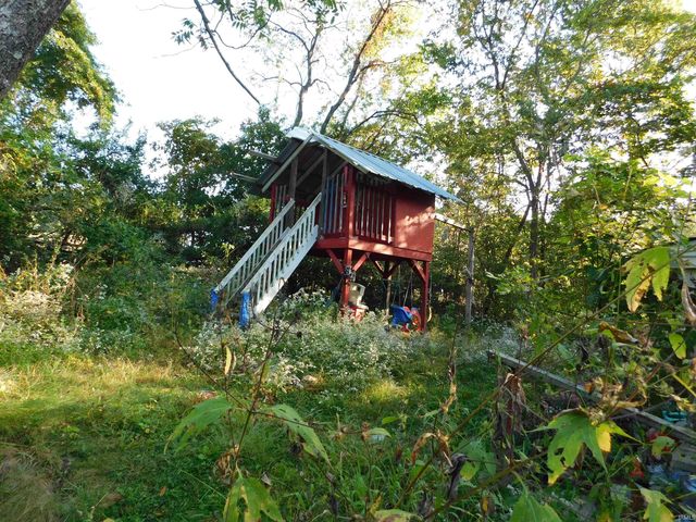 1541 S Leatherwood Road, Bedford, IN 47421