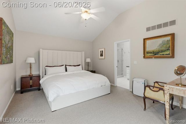 814 Whisperwood Drive, Fenton, MI 48430