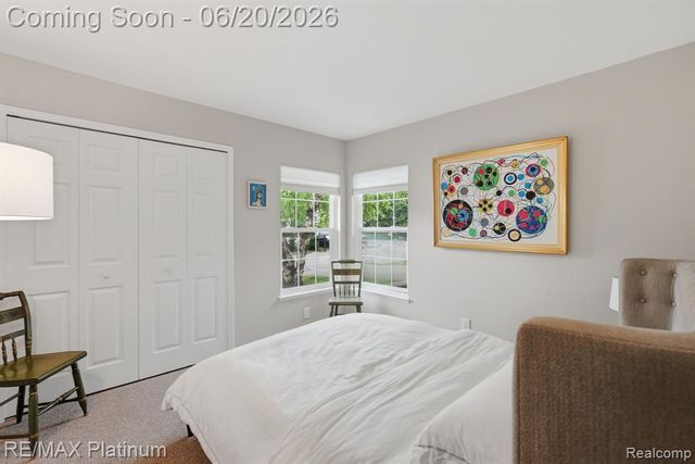 814 Whisperwood Drive, Fenton, MI 48430