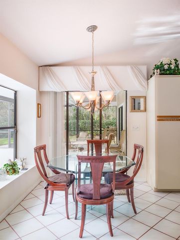 346 CARSON LANE, Palm Harbor, FL 34684