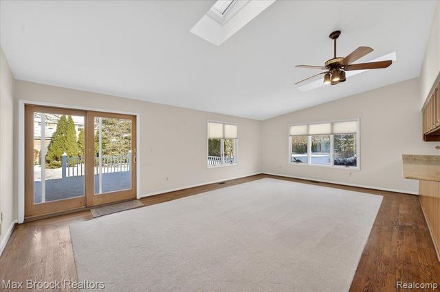 1509 Yorkshire Road, Birmingham, MI 48009