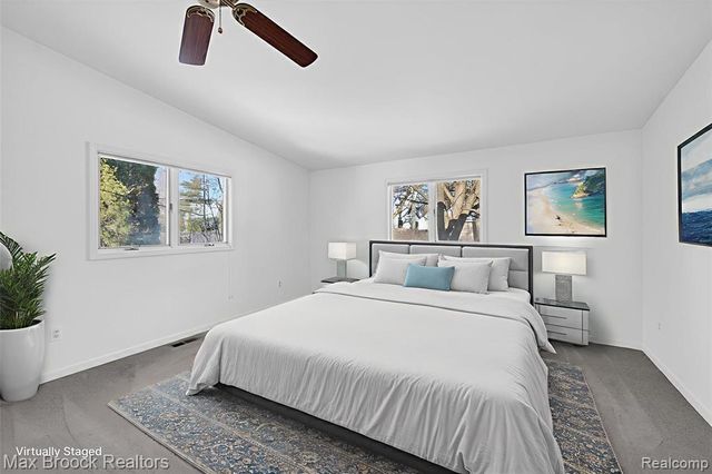 1509 Yorkshire Road, Birmingham, MI 48009