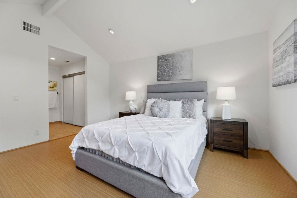 Image 28 of property listing at 4862 4862 Garnet Cmn, Fremont, CA 94555