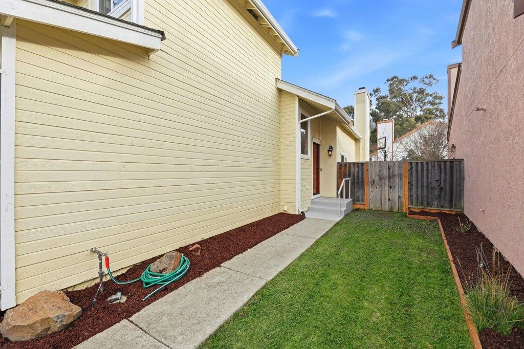 Image 39 of property listing at 4862 4862 Garnet Cmn, Fremont, CA 94555