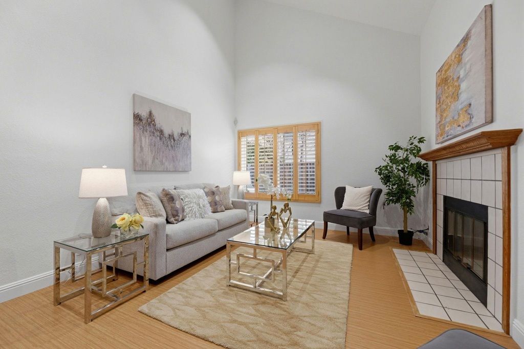 Image 7 of property listing at 4862 4862 Garnet Cmn, Fremont, CA 94555