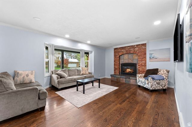 1935 E BRANDON PARK PL, Sandy, UT 84092