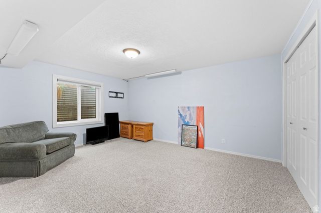 1935 E BRANDON PARK PL, Sandy, UT 84092