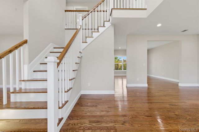11 Henry Avenue, Ronkonkoma, NY 11779