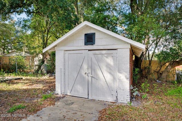 805 LYNTON Street, Jacksonville, FL 32208