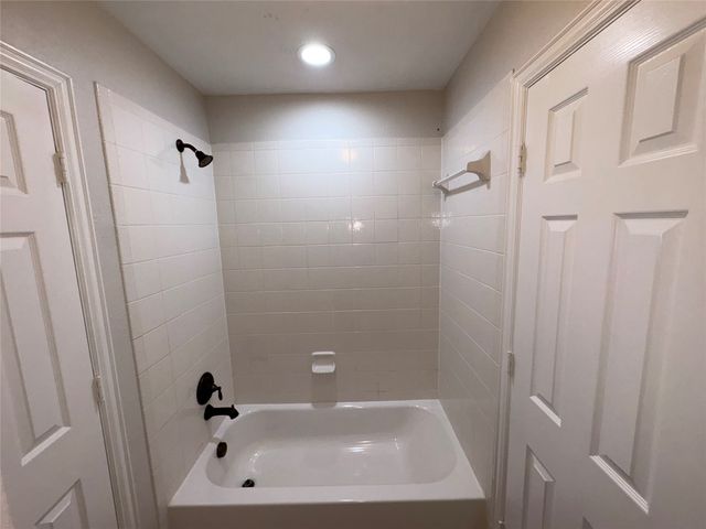 1006 Knoxbridge Road, Forney, TX 75126