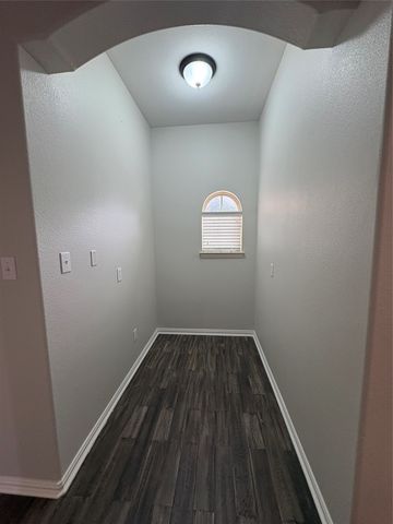 1006 Knoxbridge Road, Forney, TX 75126