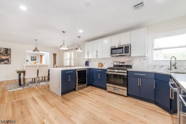 38 Mountainview Ave, East Orange City, NJ 07018