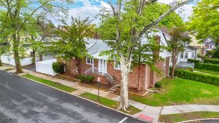 38 Mountainview Ave, East Orange City, NJ 07018