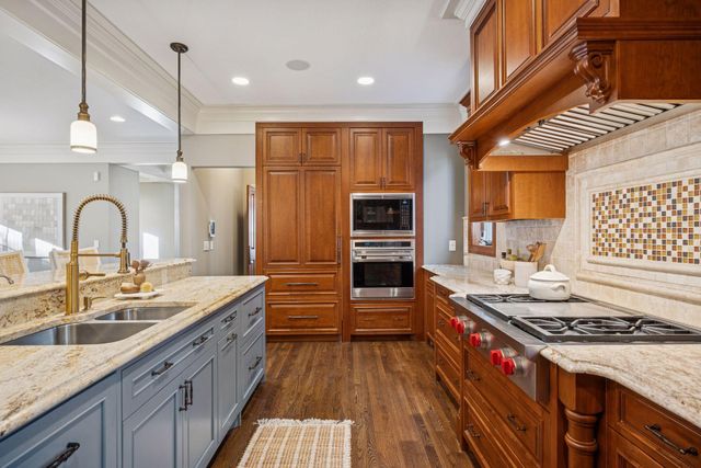 5321 Halifax Avenue S, Edina, MN 55424