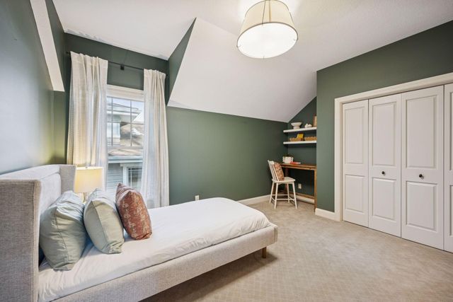 5321 Halifax Avenue S, Edina, MN 55424