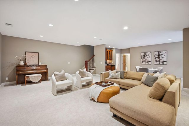 5321 Halifax Avenue S, Edina, MN 55424