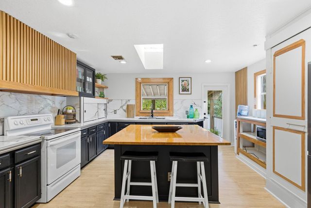 17251 38th Road N, Loxahatchee, FL 33470