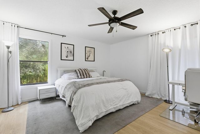 17251 38th Road N, Loxahatchee, FL 33470