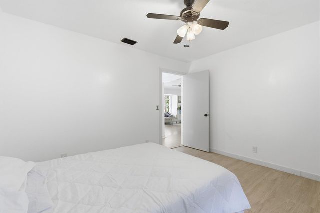 17251 38th Road N, Loxahatchee, FL 33470