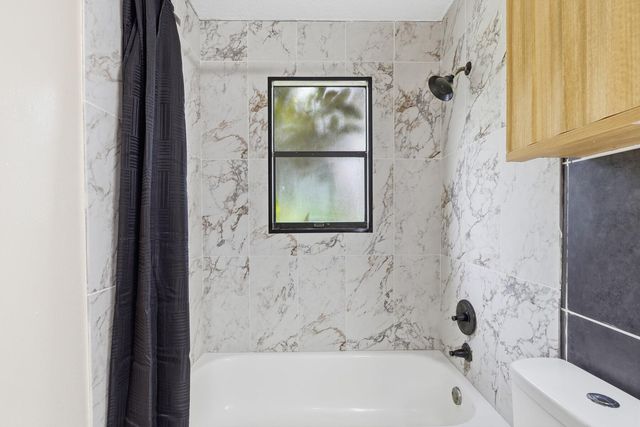 17251 38th Road N, Loxahatchee, FL 33470