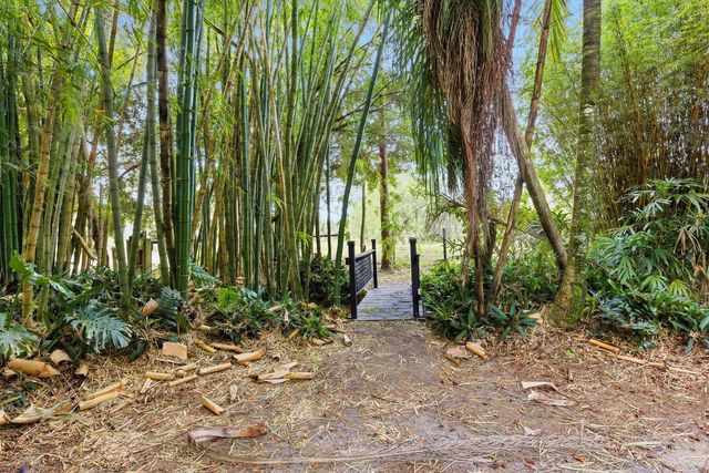 17251 38th Road N, Loxahatchee, FL 33470