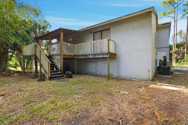 17251 38th Road N, Loxahatchee, FL 33470