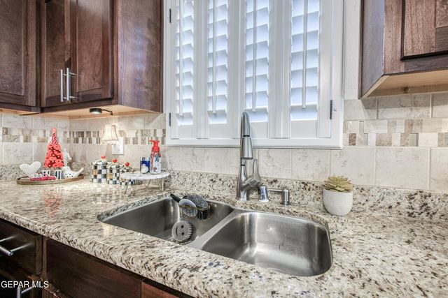 6081 RIVET Place, El Paso, TX 79932