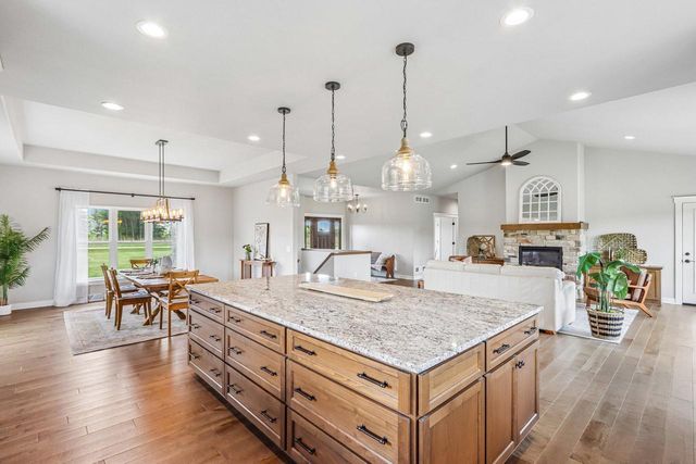 N8069 Springer ROAD, Lake Mills, WI 53551