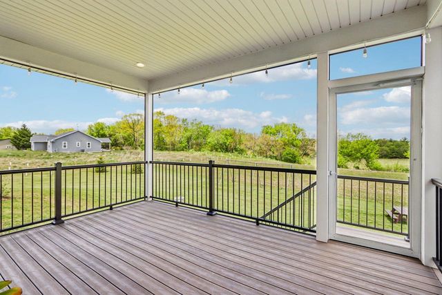 N8069 Springer ROAD, Lake Mills, WI 53551