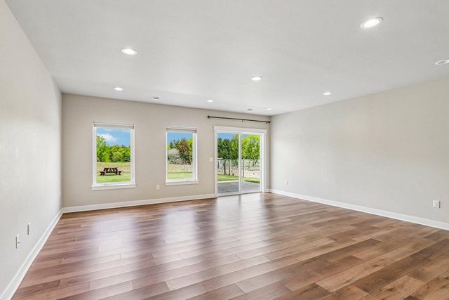 N8069 Springer ROAD, Lake Mills, WI 53551