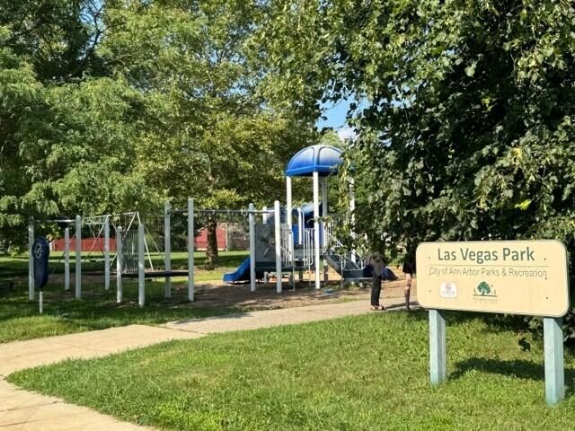 1720 Avondale Avenue, Ann Arbor, MI 48103