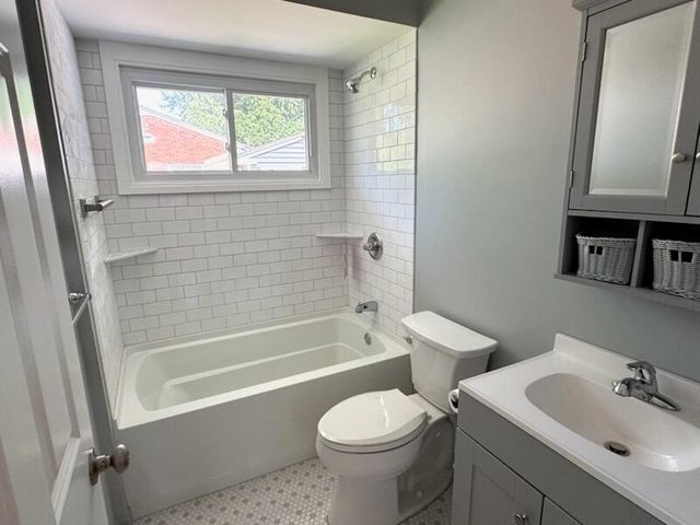 1720 Avondale Avenue, Ann Arbor, MI 48103