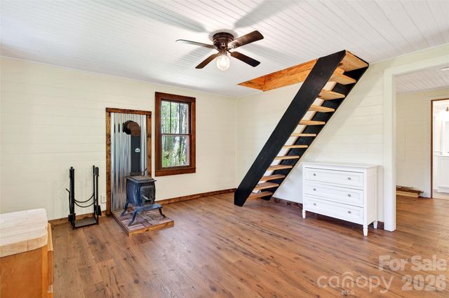 488 Cad Campbell Road, Bakersville, NC 28705