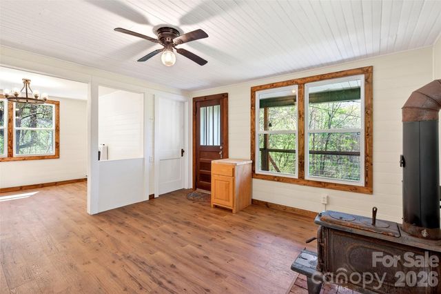 488 Cad Campbell Road, Bakersville, NC 28705