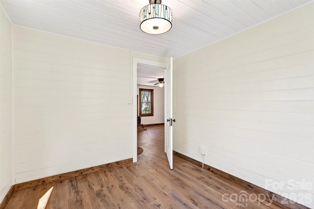 488 Cad Campbell Road, Bakersville, NC 28705