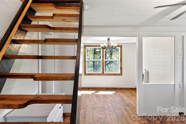 488 Cad Campbell Road, Bakersville, NC 28705