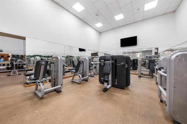 2000 Towerside Ter 412, Miami, FL 33138