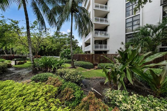 2000 Towerside Ter 412, Miami, FL 33138