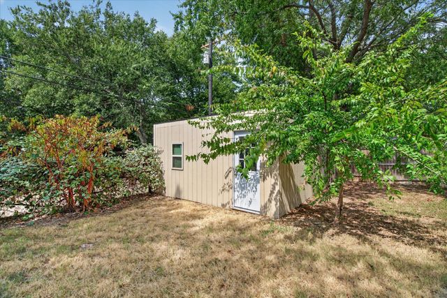 1412 Sloan Street, Weatherford, TX 76086