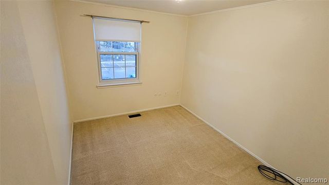 19707 Hayes, Northville, MI 48167