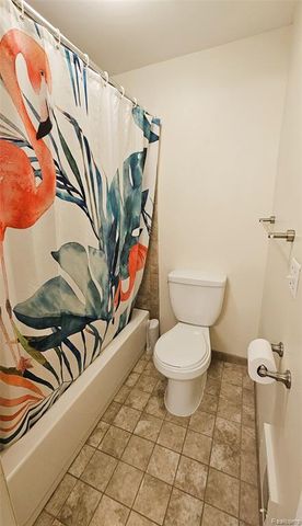 19707 Hayes, Northville, MI 48167