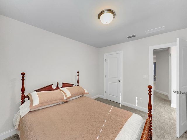 273 Netherlands Blvd, Lebanon, TN 37090