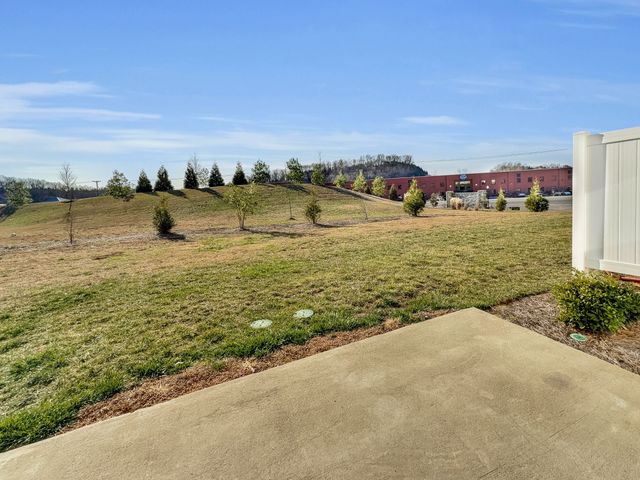 273 Netherlands Blvd, Lebanon, TN 37090