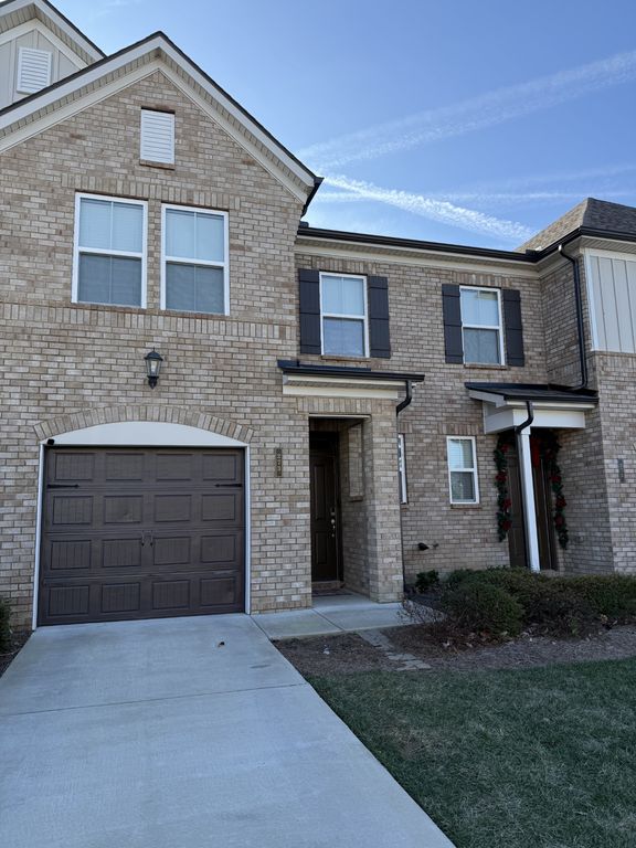 273 Netherlands Blvd, Lebanon, TN 37090