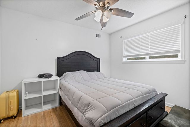 5159 ROLLING MEADOWS DR, Memphis, TN 38134