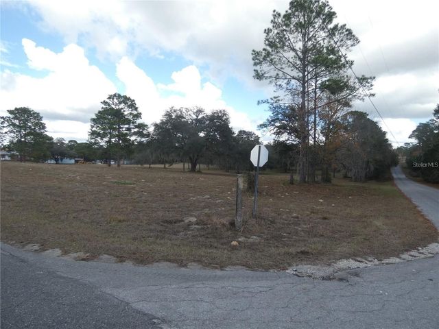 10887 N CIRCLE M AVENUE, Dunnellon, FL 34433